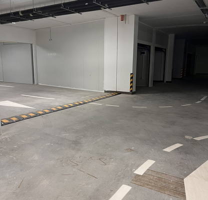 Photo 2 — Garage/Parking in Sofiya, Studentski Grad