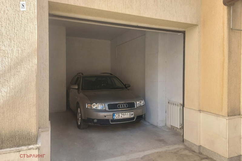 Гараж/Паркомясто в София, Сухата река