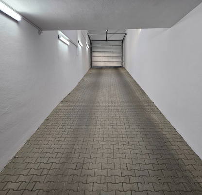 Снимка 3 — Гараж/Паркомясто в София, Зона Б-18