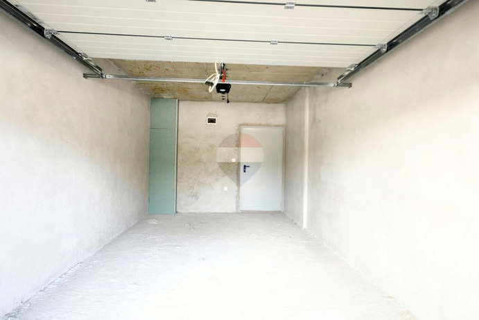 Garage/Parking in Varna, Asparuhovo