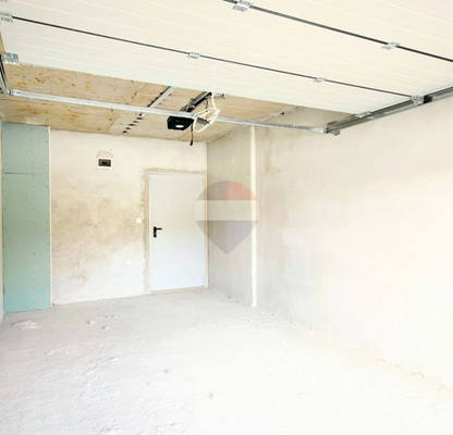 Photo 3 — Garage/Parking in Varna, Asparuhovo
