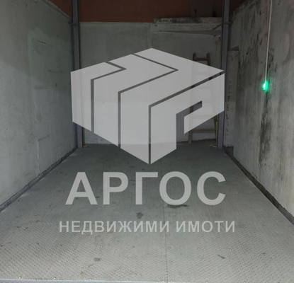 Снимка 5 — Гараж/Паркомясто във Варна, Център