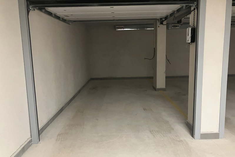 Garage/Parking in Varna, Festivalen Kompleks