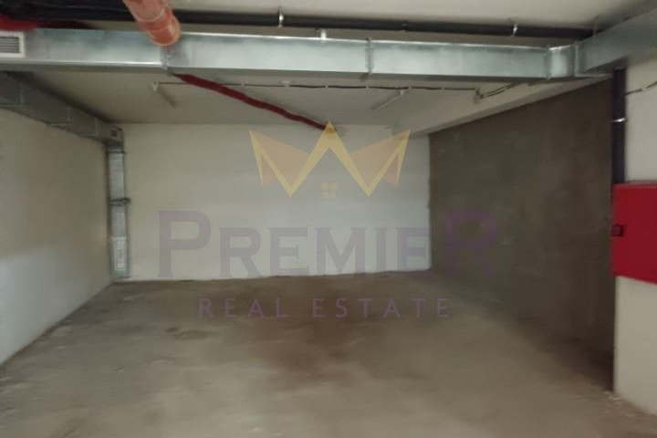 Garage/Parking in Varna, Lyatno Kino Trakiya