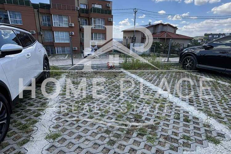 Гараж/Паркомясто във Варна, м-т Пчелина