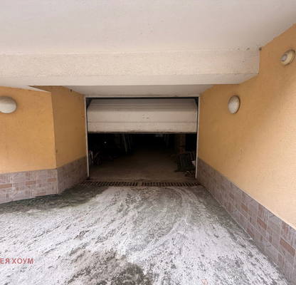 Снимка 4 — Гараж/Паркомясто във Варна, Трошево