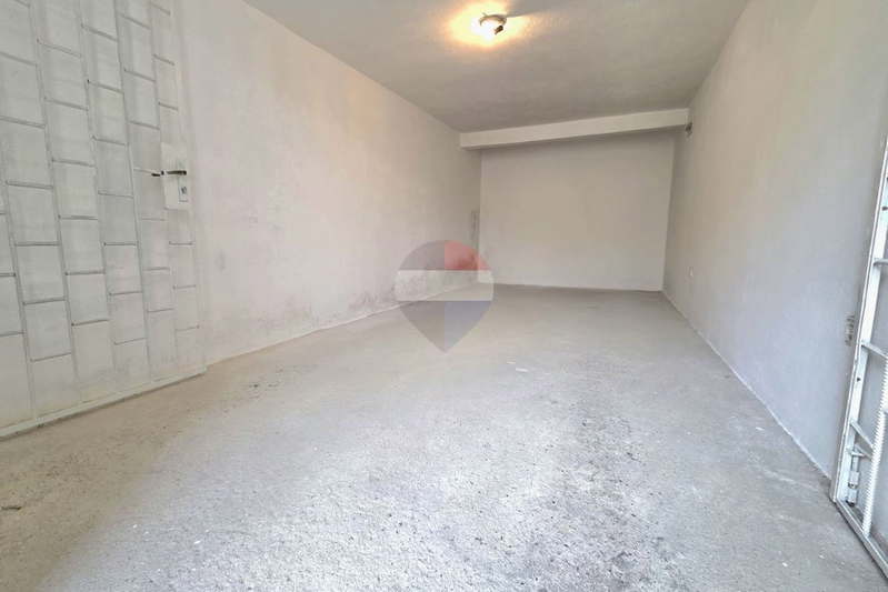 Garage/Parking in Varna, Troshevo