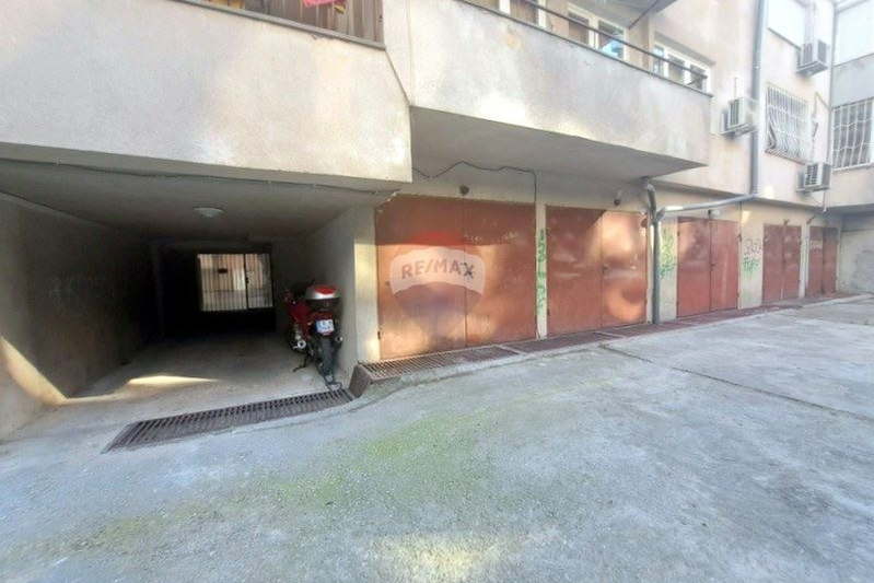 Garage/Parking in Varna, Vins-Cherven Ploshtad
