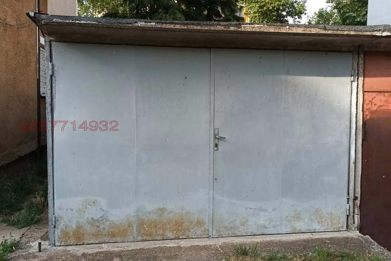 Garage/Parking in Vraca, Centyr