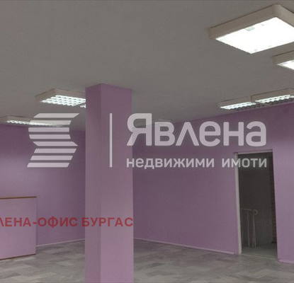 Снимка 3 — Магазин в Бургас, Възраждане