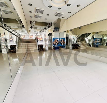 Photo 3 — Shop in Haskovo, Centyr