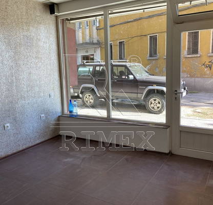 Photo 2 — Shop in Plovdiv, Kyrshiyaka