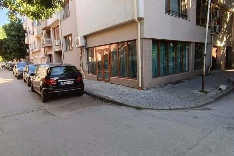 Shop in Plovdiv, Kyuchuk Parij