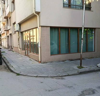 Снимка 2 — Магазин в Пловдив, Кючук Париж