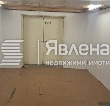 Снимка 4 — Магазин в Пловдив, Западен