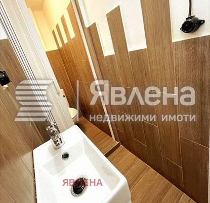 Снимка 3 — Магазин в София, Център