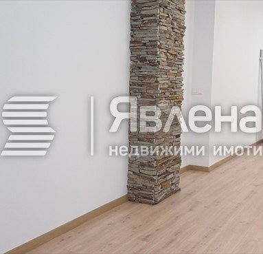 Снимка 2 — Магазин в София, Гоце Делчев