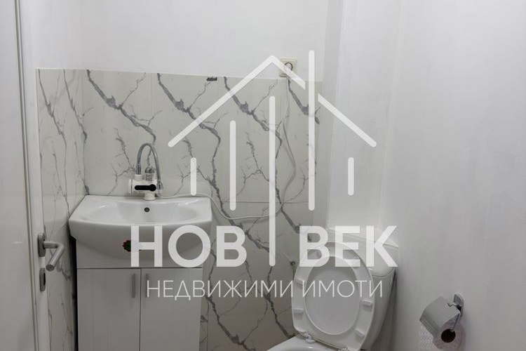 Магазин във Варна, Цветен квартал