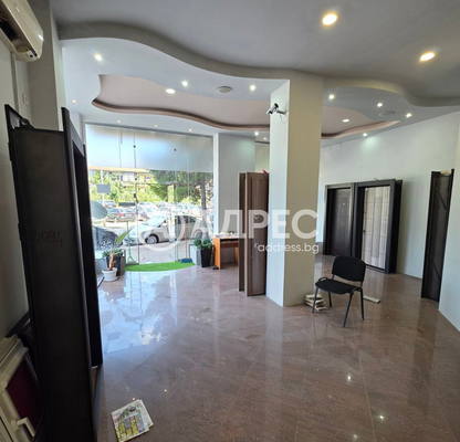 Photo 2 — Shop in Veliko Tyrnovo, Centyr