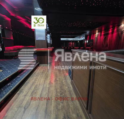 Снимка 4 — Заведение във Варна, ВИНС-Червен площад