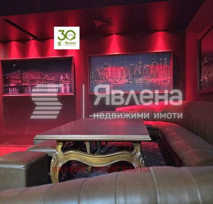 Снимка 5 — Заведение във Варна, ВИНС-Червен площад