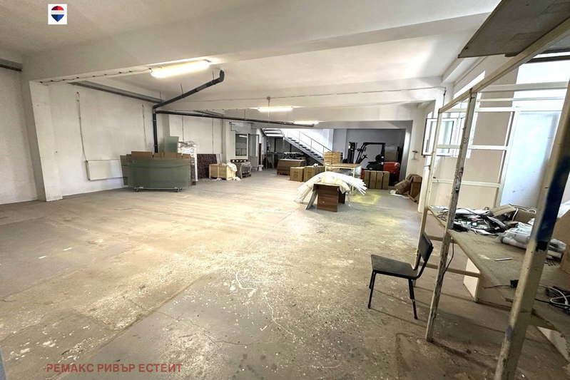 Склад в Русе, Промишлена зона - Запад