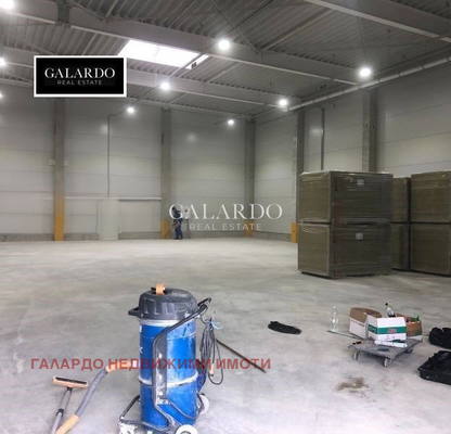 Photo 5 — Warehouse in Kazichene