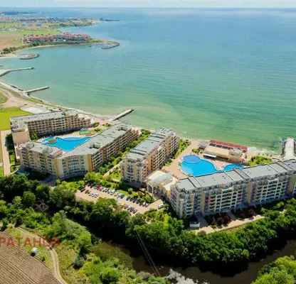 Снимка 2 — Студио апартамент в Ахелой с тераса и гледка към зелени площи