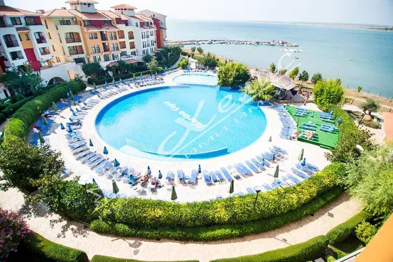 1-bedroom apartment in Oblast Burgas, Aheloi