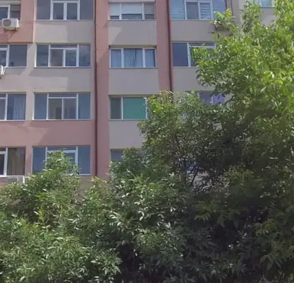 Снимка 2 — Многостаен апартамент в Бургас, Айтос