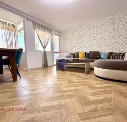 Снимка 2 — Двустаен апартамент с тераса в гр. Балчик, област Добрич