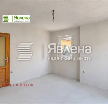 Снимка 2 — Тристаен апартамент в Банкя