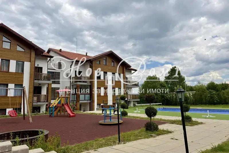 Двустаен апартамент в Благоевград, Банско