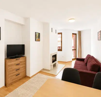 Photo 3 — Spacious 2-room apartment in Bansko with south-facing balcony