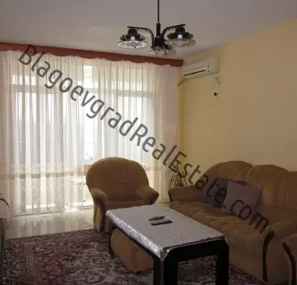 Photo 2 — 4-bedroom apartment in Blagoevgrad, Orlova Chuka
