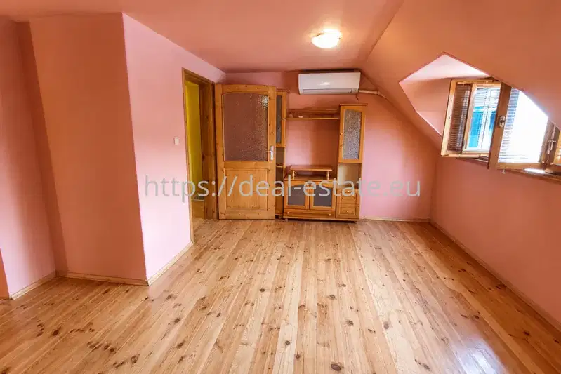 3-bedroom apartment in Blagoevgrad, Shirok Centyr