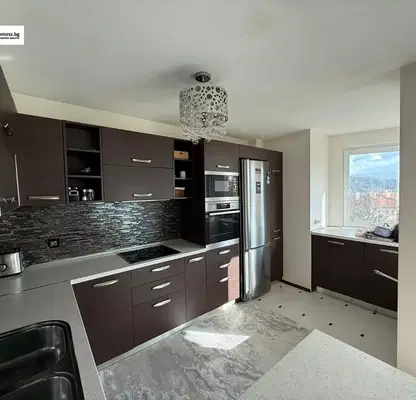 Photo 3 — 4-bedroom apartment in Blagoevgrad, Shirok Centyr