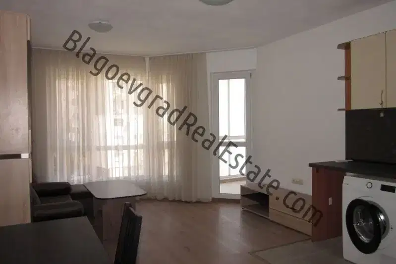 3-bedroom apartment in Blagoevgrad, Shirok Centyr