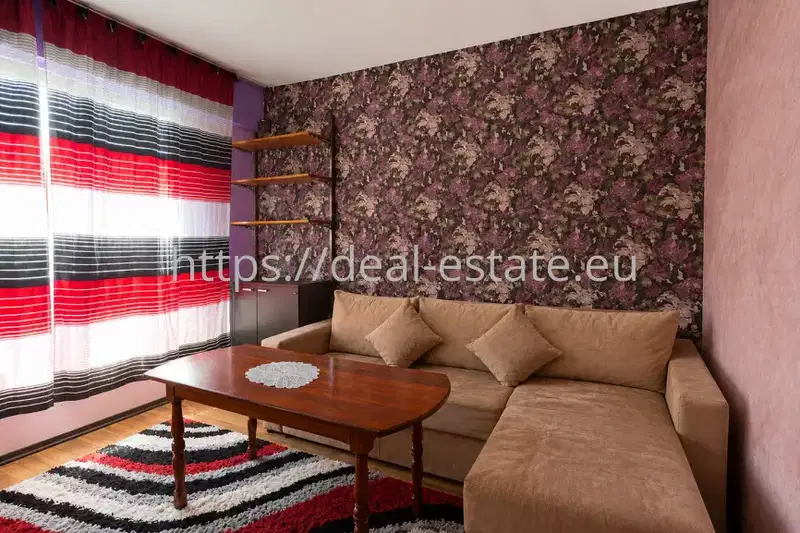 3-bedroom apartment in Blagoevgrad, Strumsko