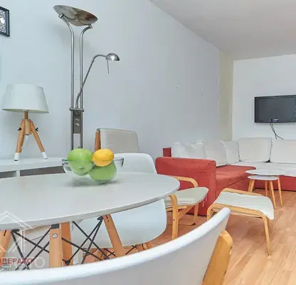 Photo 2 — Three-room apartment with two bedrooms in the centre of Burgas