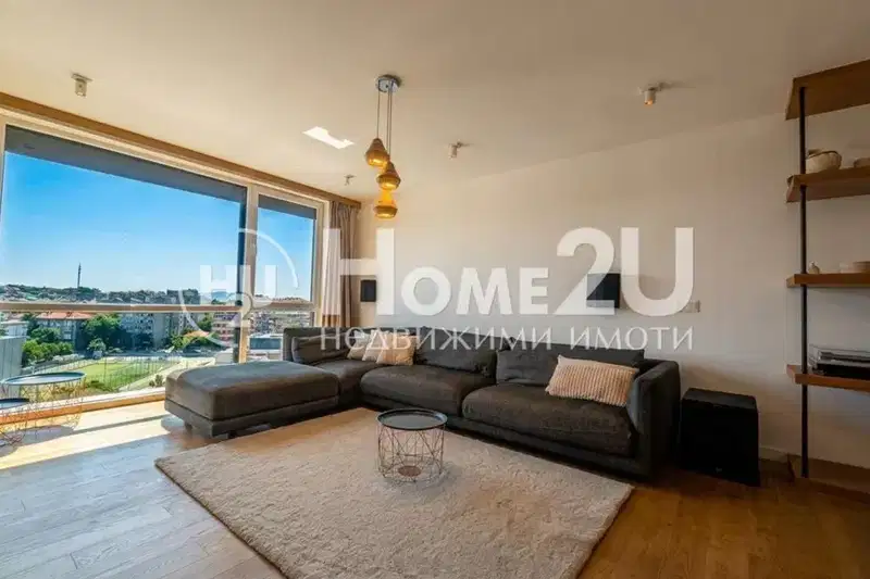 Designer 3-room maisonette with panoramic terrace in Center, Burgas