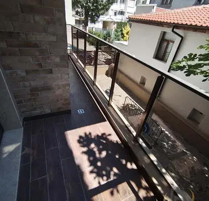 Photo 5 — Three-room apartment with two terraces in the Center of Burgas