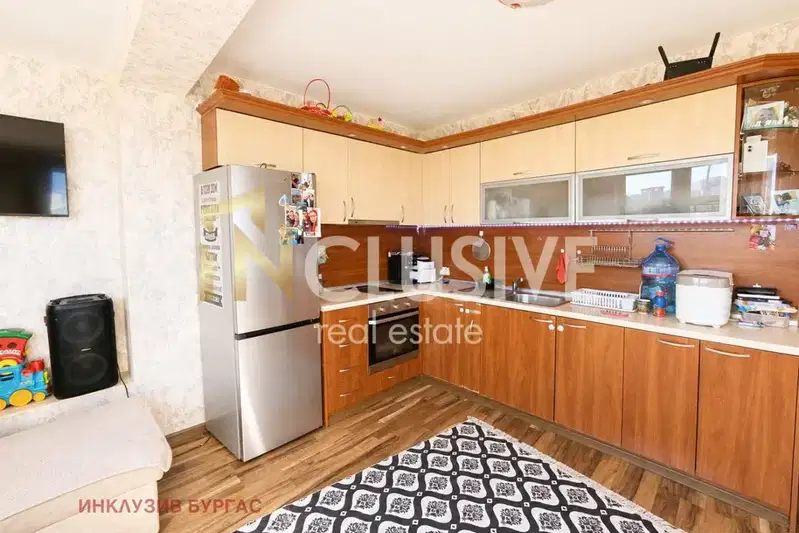 Two-room apartment with terrace in Izgrev, Burgas with park view