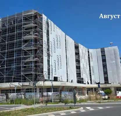 Снимка 3 — Просторен 4-стаен апартамент в Изгрев, Бургас с три тераси