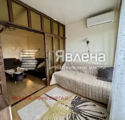 Снимка 4 — Тристаен апартамент с тераса в Изгрев, Бургас