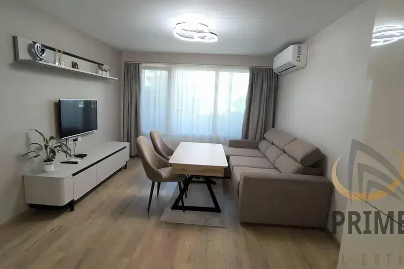 Three-room apartment with two bedrooms in Izgrev, Burgas