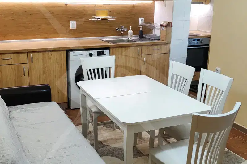 Двустаен апартамент в Лазур, Бургас с функционално разпределение