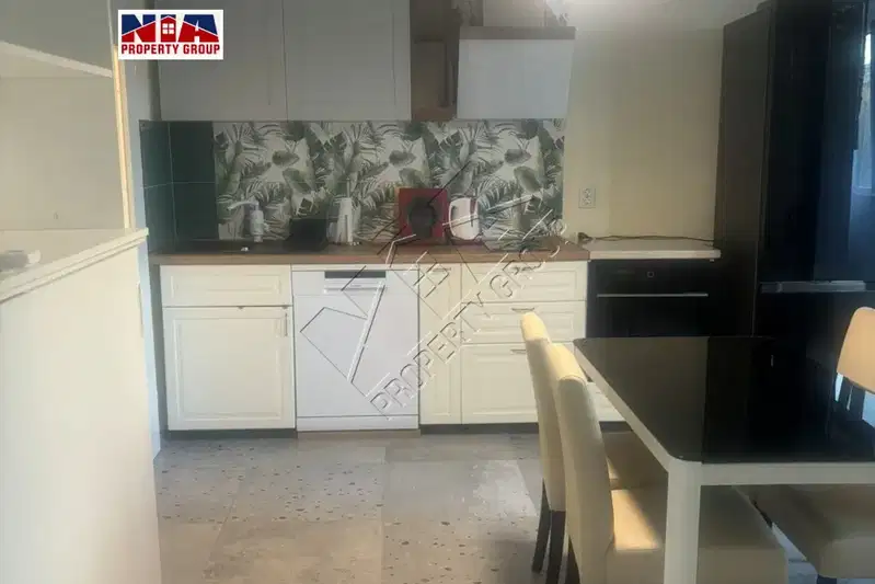 3-bedroom apartment in Burgas, Lazur