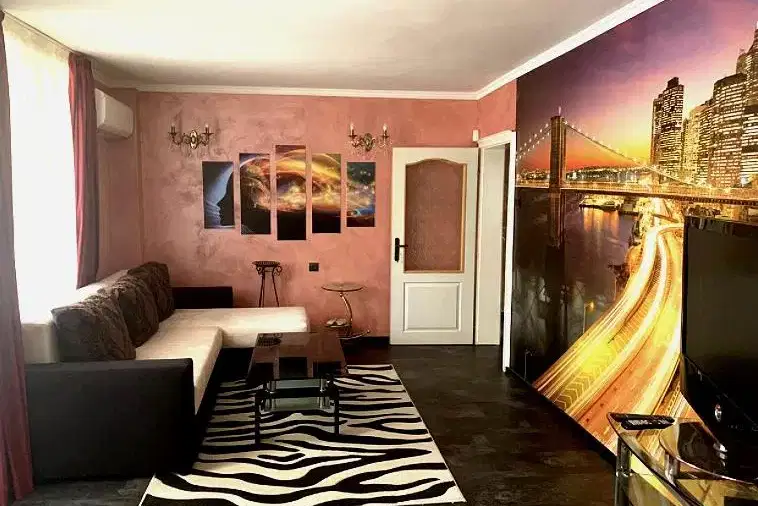 Spacious 3-room apartment in Lazur, Burgas with terrace