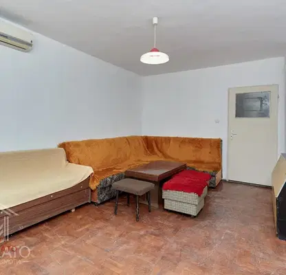 Photo 2 — Four-room apartment in Meden Rudnik - zone A, renovated block
